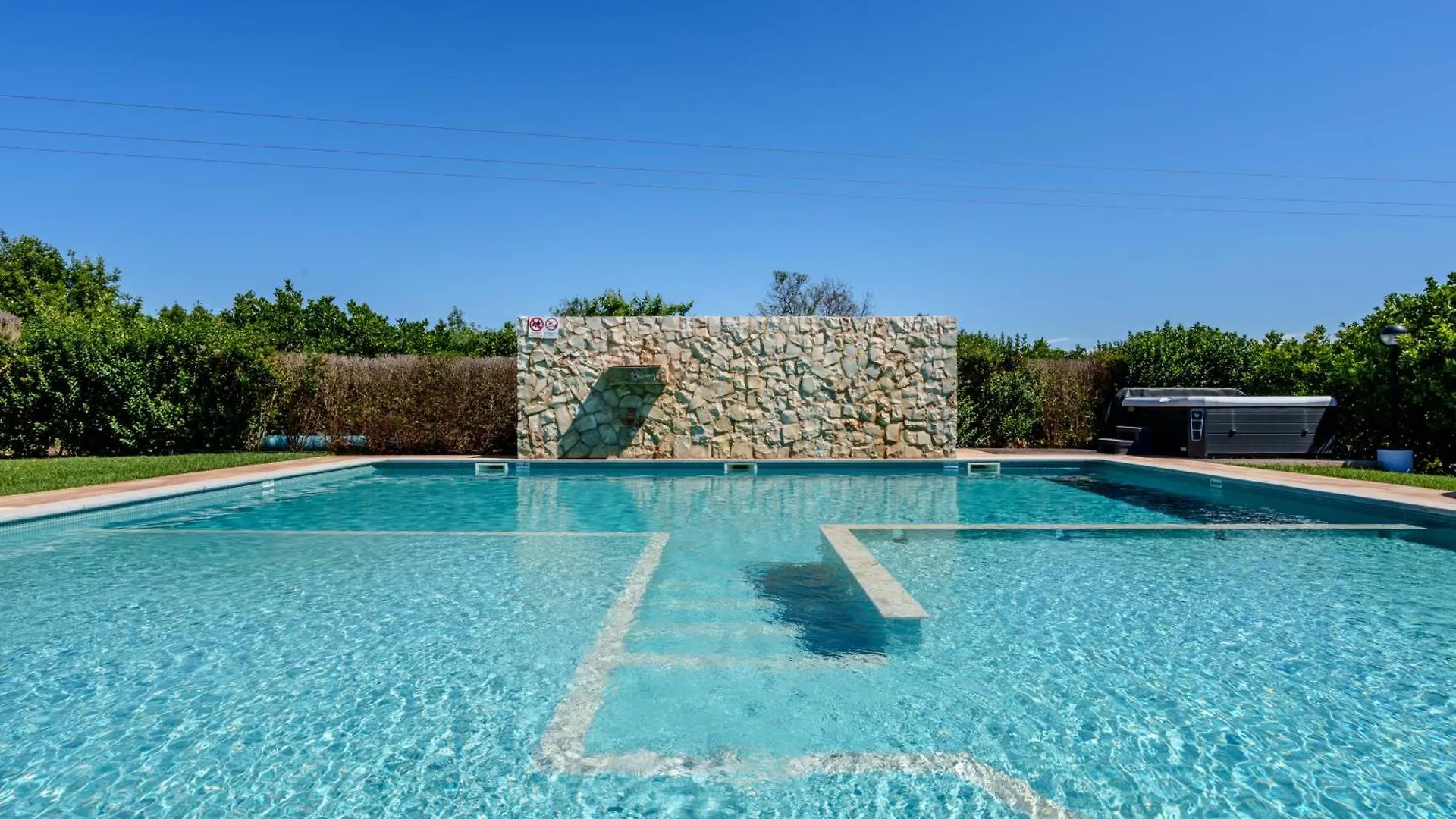 Quinta Dos Is Villa Algoz 0*,  Portugal